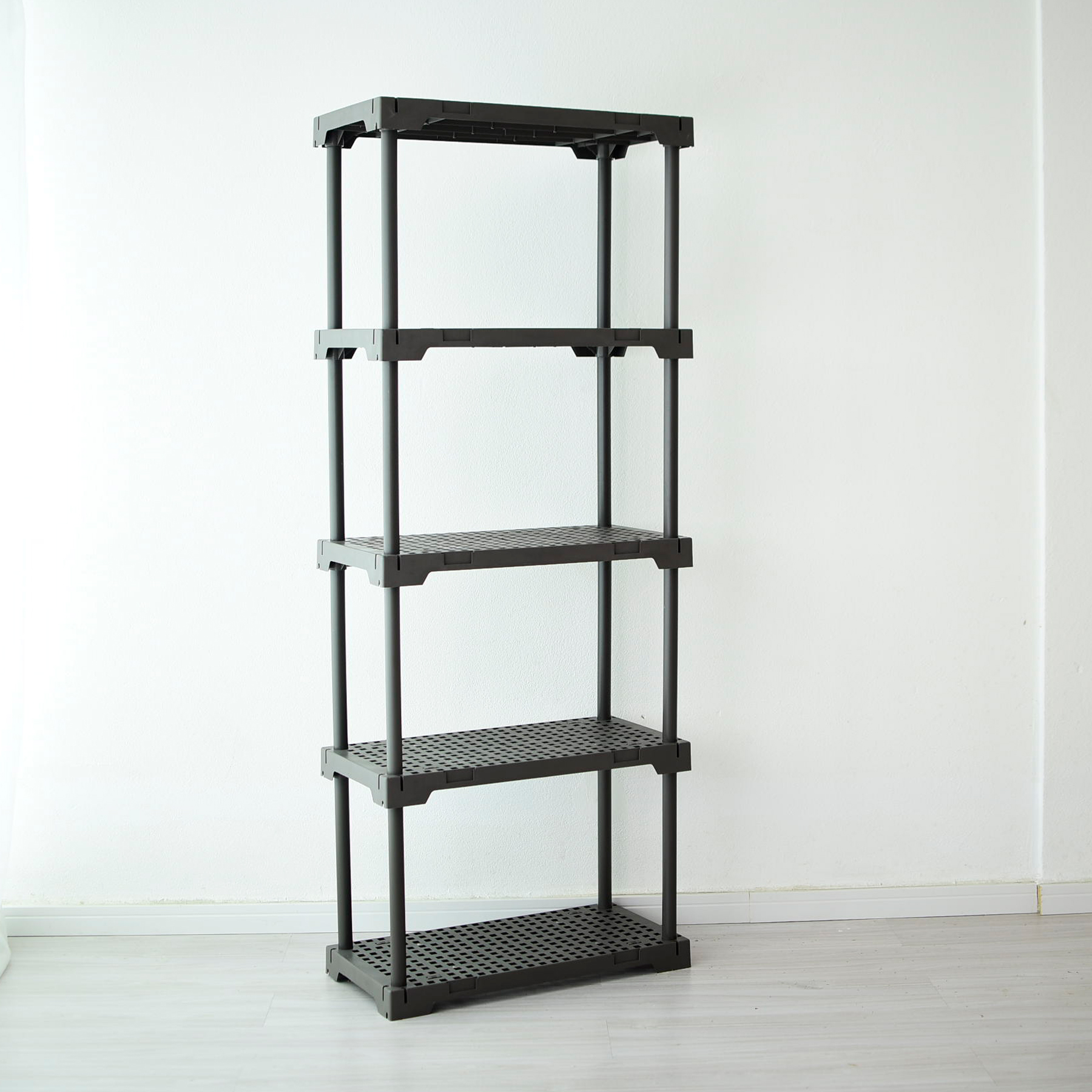 Estante Poly Eco I'M IN HOME preta com quatro prateleiras — foto 3
